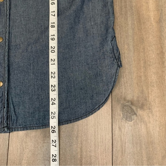 A.L.C women’s Kelly chambray medium wash button up blouse sleeveless blue XS - Picture 4 of 7